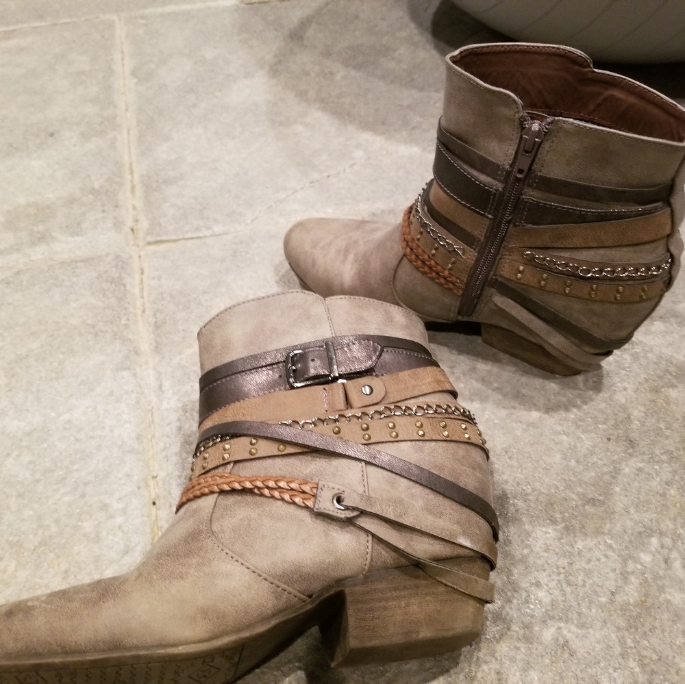 boots